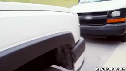 Quick fuck on lunch break